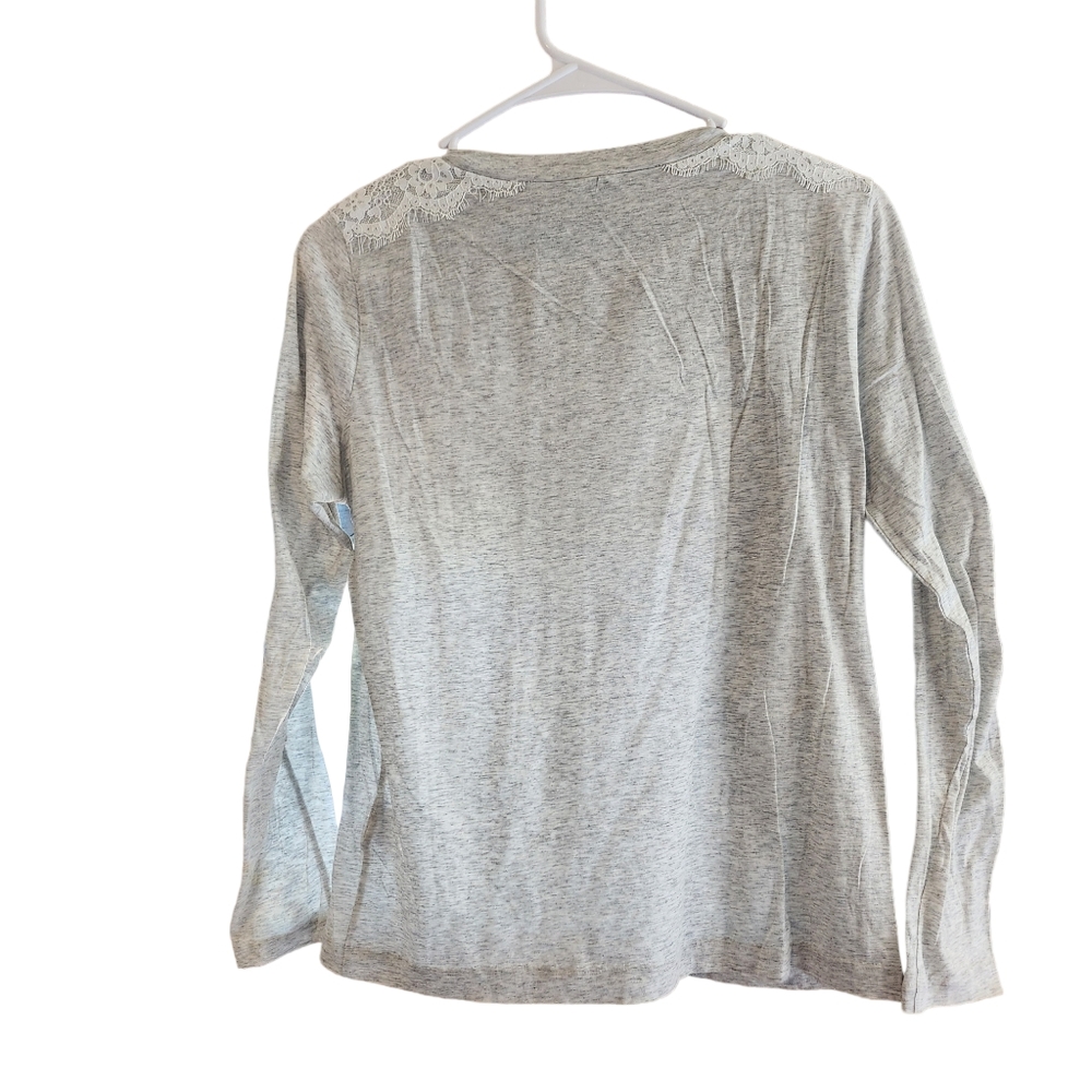 J. Crew Women's Long Sleeve Gray Tshirt w/Cream Lace Size XS D45 - Picture 6 of 6